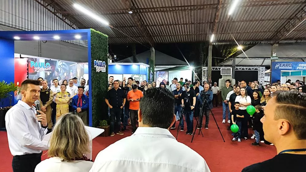 Mesmo com o atraso por causa da chuva, a Expo Santa Helena 2025 começou com grande público e expectativa positiva. (Foto: Jonas Grigolo)