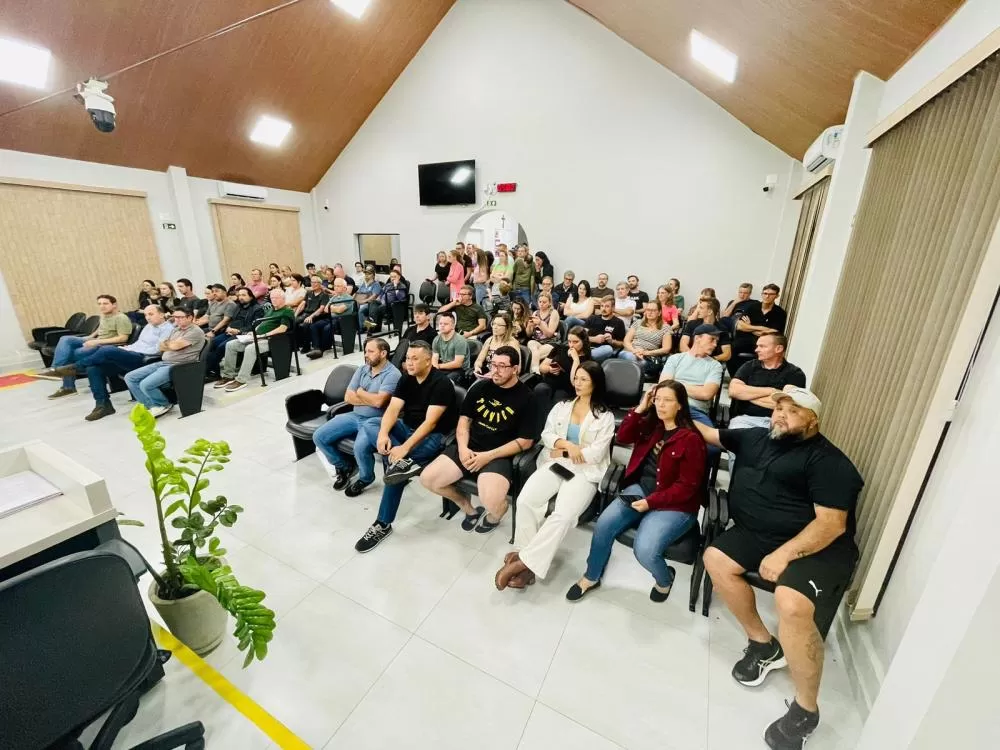 Audiência pública sobre o Plano Diretor reúne plenário lotado e confirma apoio popular às novas diretrizes urbanas e ambientais de Marechal Rondon. (Foto: Divulgação/Câmara Municipal)