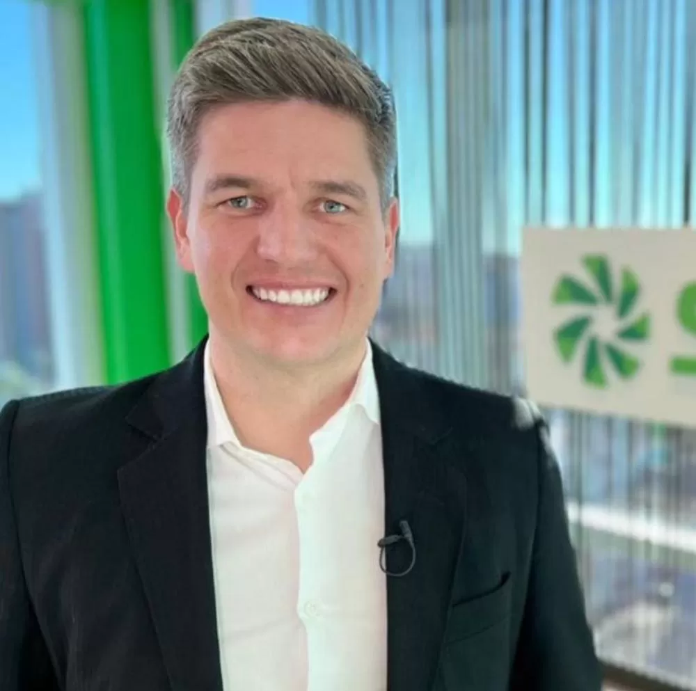 Thiago Rossoni, diretor de Produtos e Serviços do Sicredi, destaca as perspectivas de crescimento e o papel estratégico da corretora de seguros nos 25 anos de atuação. (Foto: Divulgação/Sicredi)