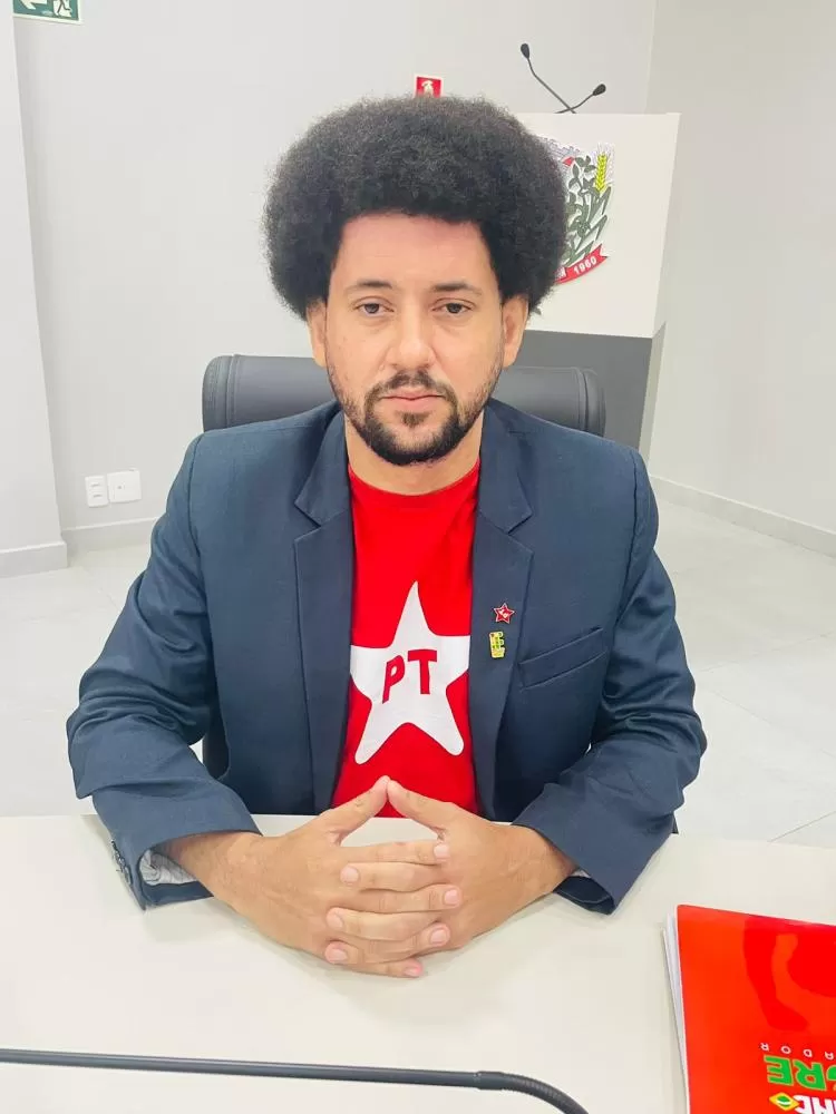 Fernando Nègri pede informações sobre aulas circenses e defende valorização dos agentes de saúde