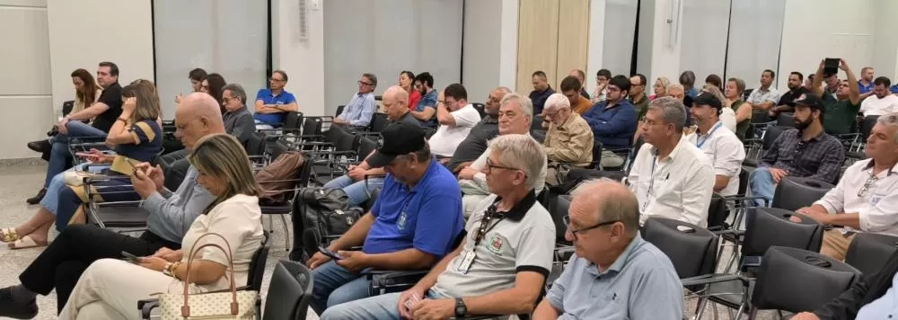 Evento sobre saneamento rural reuniu autoridades de todo o Brasil em Marechal Cândido Rondon, destacando o município como referência nacional no setor. (Foto: João Livi)