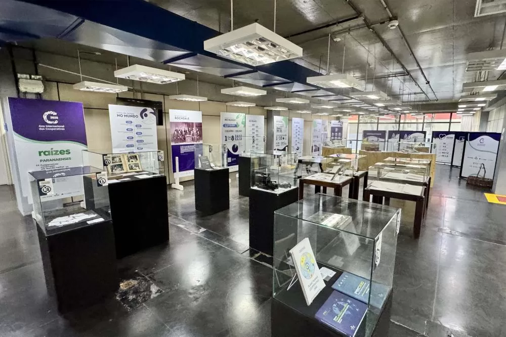 Exposição “Raízes Paranaenses” apresenta a história e o impacto do cooperativismo na economia e na cultura do Paraná. (Foto: Divulgação/Ocepar)