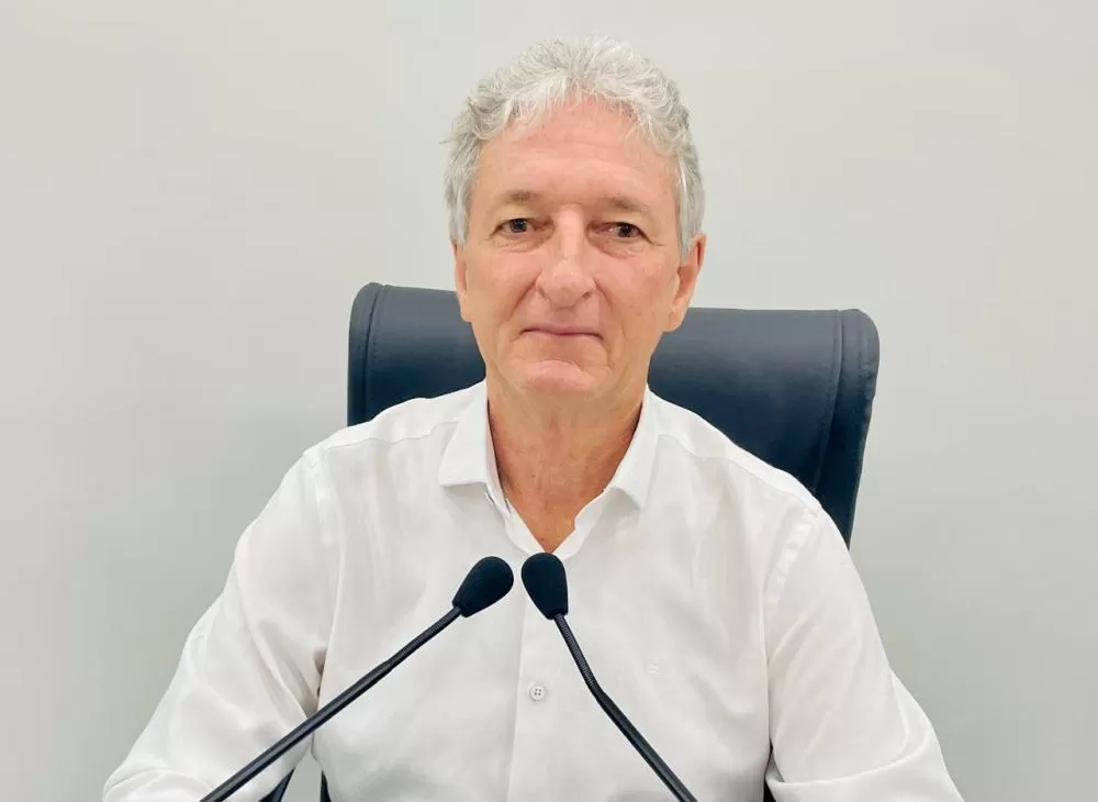 Valdirzinho durante pronunciamento na Câmara: “Marechal Rondon virou referência de obras inacabadas.” (Foto: Divulgação/Câmara Municipal)