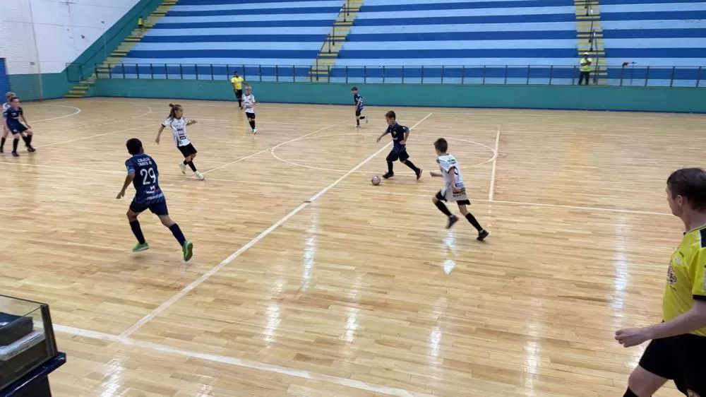 Finais da IV Copa Karl Schmit movimentam o futsal de base e mobilizam a solidariedade em Marechal Cândido Rondon. (Foto: Divulgação/Prefeitura)