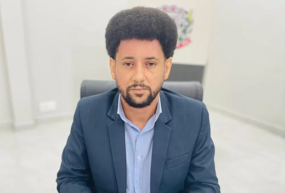 Fernando Nègre cobra esclarecimentos sobre barracão da Vila Gaúcha e solicita melhorias estruturais em escolas e unidades públicas