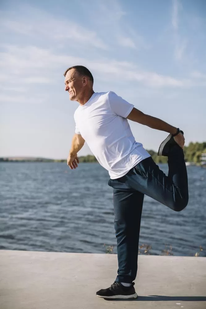 Hábitos saudáveis e tecnologia se unem para ampliar o autocuidado masculino durante o Novembro Azul.