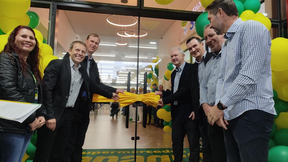 A reinauguração oficial do Supermercado Copagril II. Fotos: João Livi