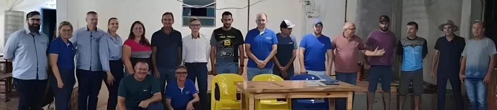 Nova diretoria da associação de usuários de água de Iguiporã toma posse com acompanhamento do SAAE. (Foto: Divulgação/SAAE)