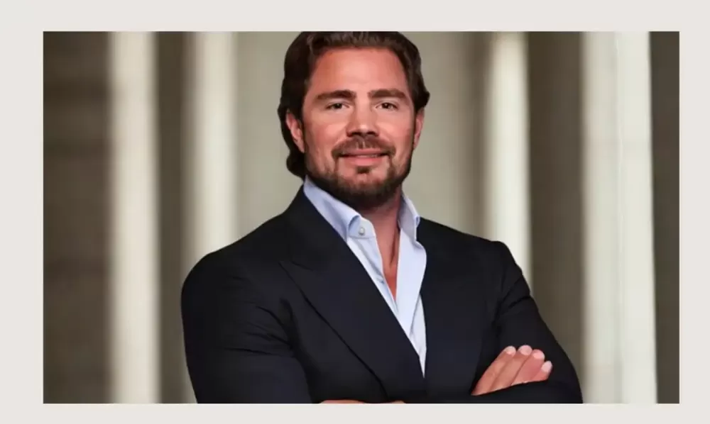 Daniel Vorcaro, investigado na Operação Compliance Zero, deixa a prisão sob monitoramento eletrônico após decisão do TRF-1. (Foto: Divulgação: Banco Master)