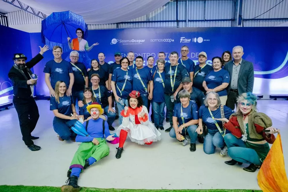 Comitiva da Copagril acompanhou o encontro estadual que reuniu cooperativas de todo o Paraná em Carambeí. (Foto: Divulgação/Copagril)