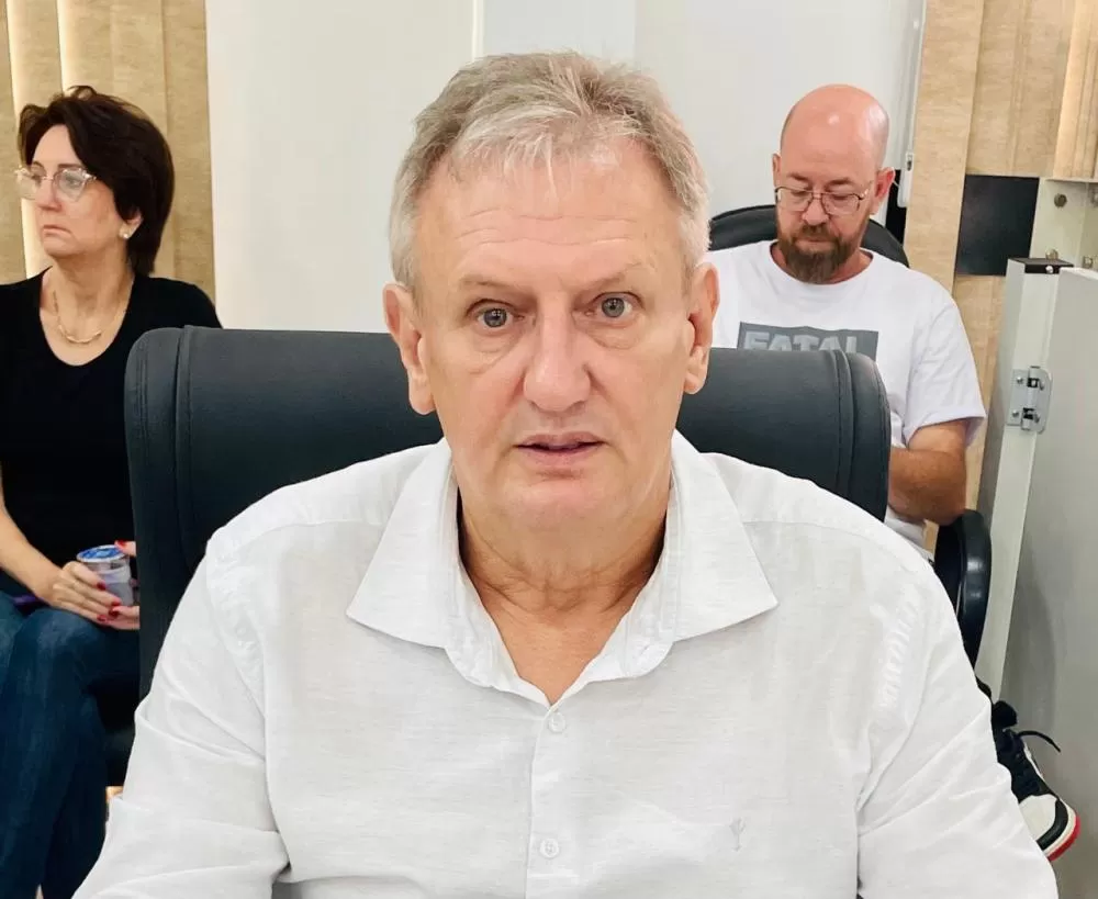 Carlinhos apresenta propostas para fortalecer a saúde municipal