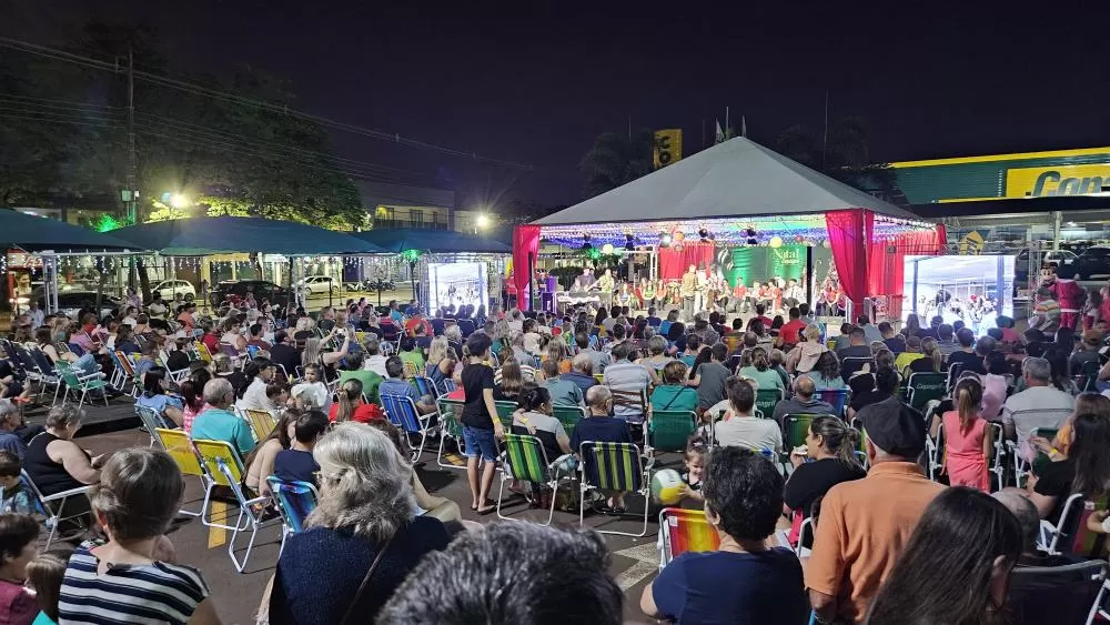 Edição 2024 do Natal Copagril já foi marcado com música, diversão, chegada do Papai Noel e sorteio de brindes para toda a comunidade. (Foto: Divulgação)