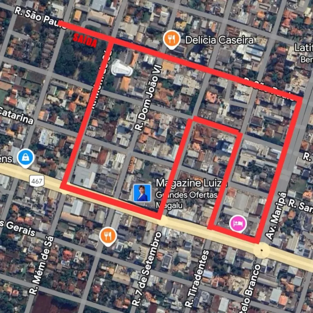 Carretão do Natal percorre as ruas de Marechal Cândido Rondon levando música, luzes e a presença do Papai Noel. (Foto: Divulgação)