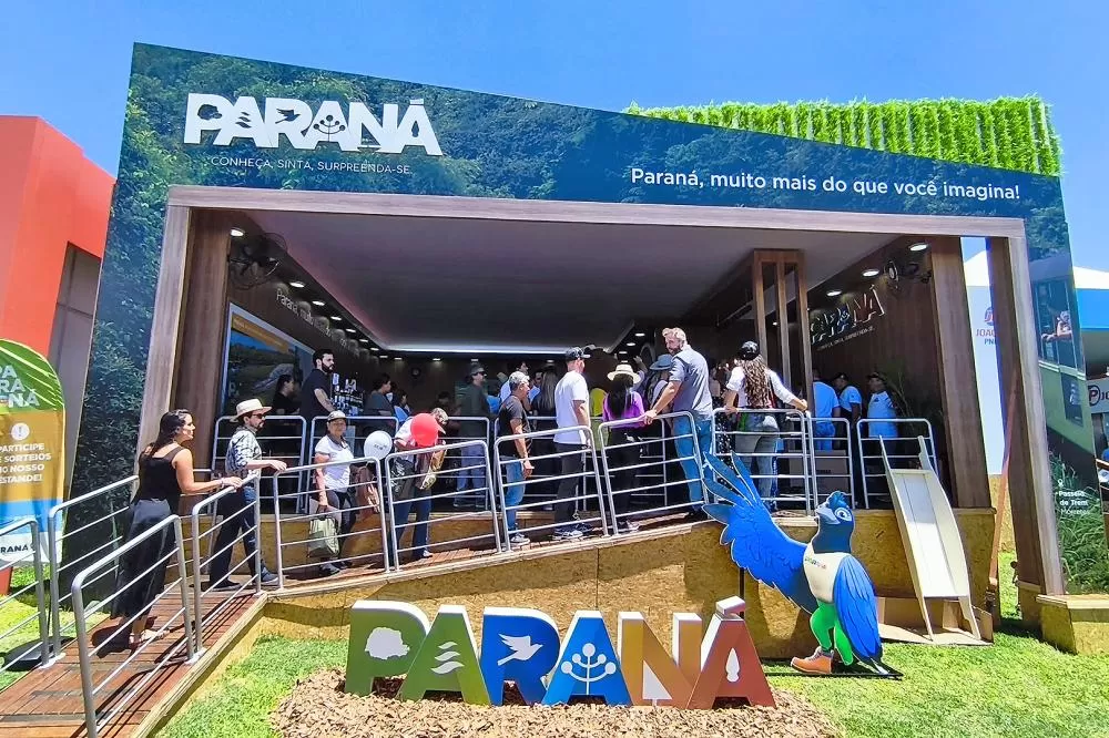 Eventos turísticos apoiados pelo Governo do Paraná movimentaram municípios de todas as regiões em 2025, fortalecendo a economia local e o calendário estadual, como na Expovel 2025. (Foto: Divulgação/SETU)