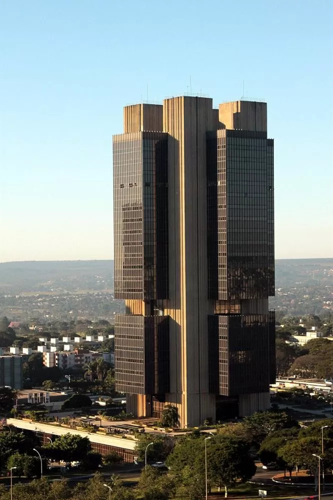 Sede do Banco Central, em Brasília: dados mostram avanço do déficit primário e pressão dos juros sobre as contas públicas.