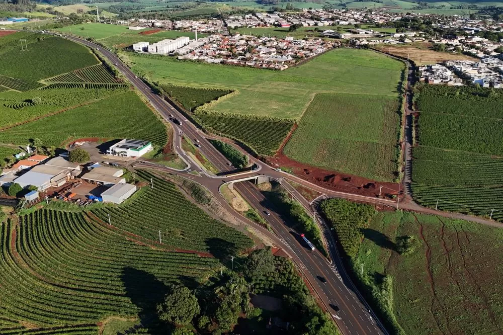 Investimentos recordes impulsionam obras de infraestrutura e modernização de serviços públicos no Paraná. (Foto: Ari Dias/AEN)