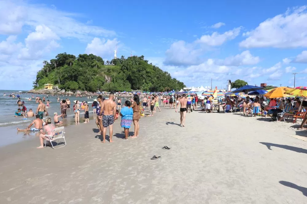 Semana começa com frio fora do padrão em janeiro e termina com calor e retorno das chuvas no Paraná. (Foto: Ari Dias/AEN)