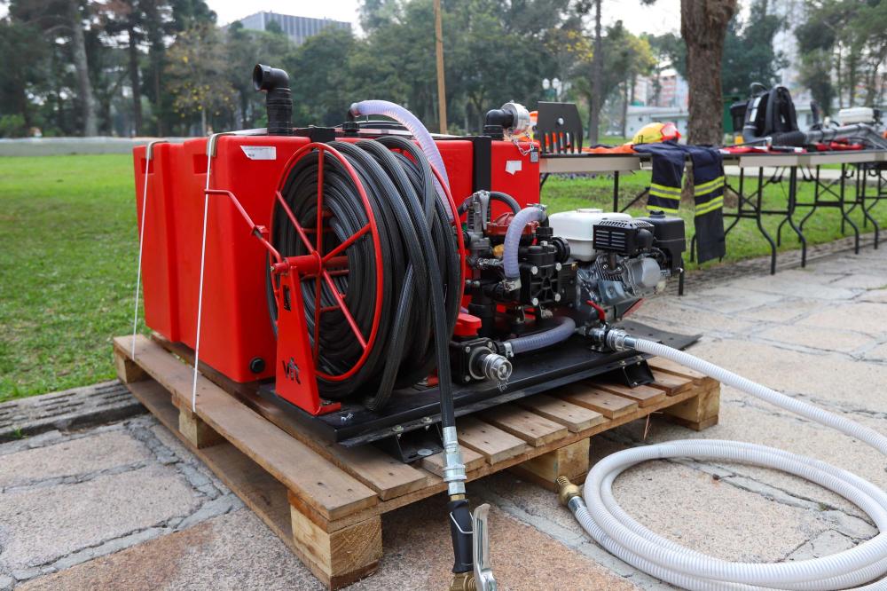O governador Carlos Massa Ratinho Junior anunciou nesta terça-feira (10) investimento de R$ 21 milhões para ações de combate a incêndios florestais no Paraná. Foto: Geraldo Bubniak/AEN