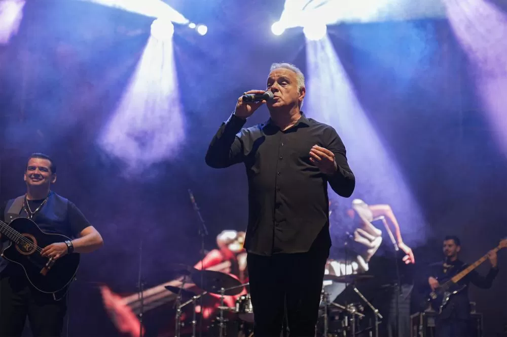 Grupo Gipsy Kings by Andre Reyes será a primeira atração internacional a se apresentar no Verão Maior Paraná, em Matinhos. (Foto: Divulgação)