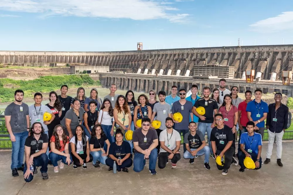 Itaipu Binacional mantém vagas de estágio abertas para estudantes universitários em diferentes áreas de atuação. (Foto: Rubens Fraulini/Itaipu Binacional)