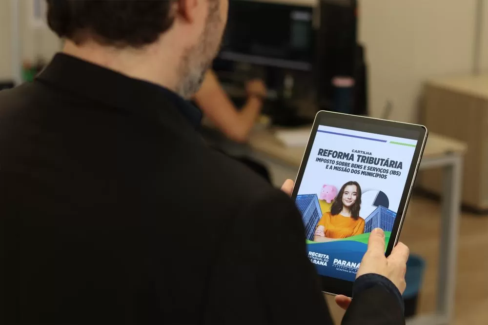 Governo do Paraná lança portal e cartilha para orientar contribuintes e gestores públicos sobre a transição para a Reforma Tributária. (Foto: Gaby Smek/SEFA)