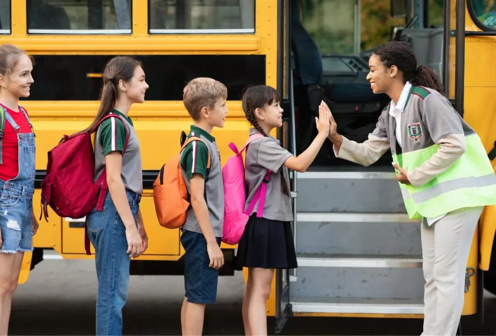 Volta às aulas reacende alerta para segurança no transporte escolar no Paraná