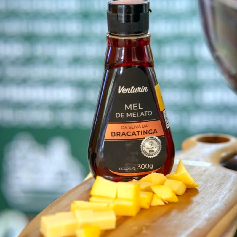 Melato da Bracatinga é considerado o “ouro negro”. Foto: Divulgação