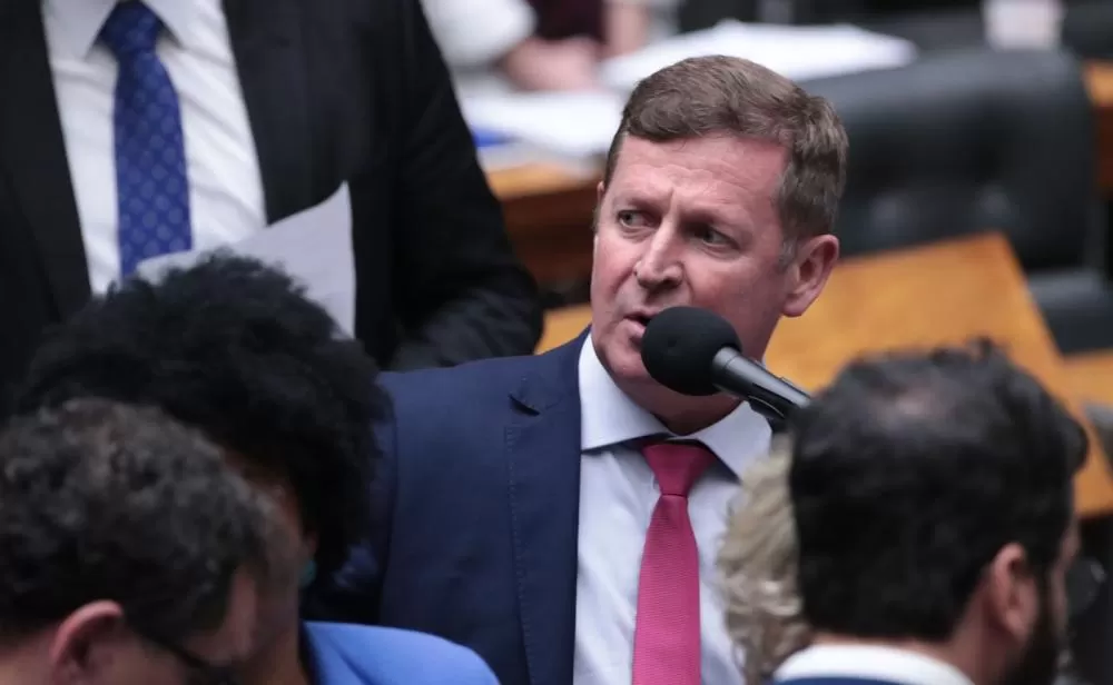 Elton Welter pede a criação de mecanismo financeiro para estabilizar preços e fortalecer a cadeia produtiva do leite no Brasil. (Foto: Divulgação)