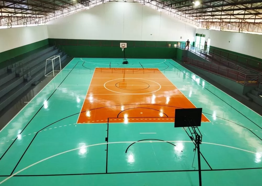 Ginásios de Margarida e Iguiporã são liberados após reformas e retomam atividades esportivas e escolares. (Foto: Divulgação)