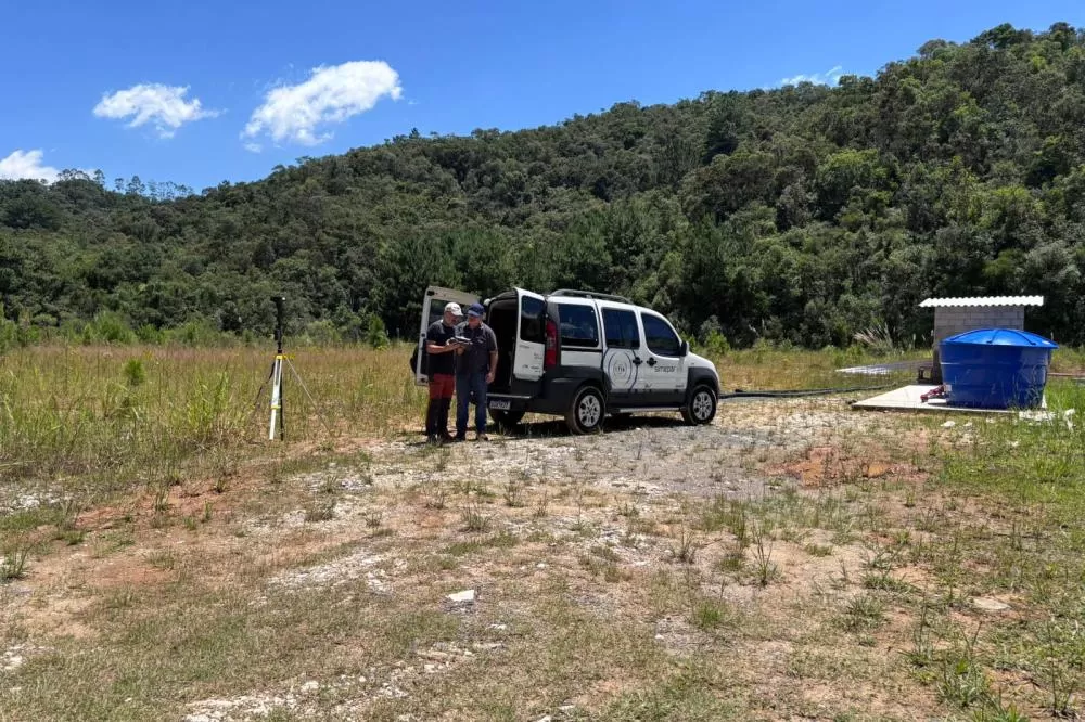 A equipe da Simepar utilizaram drone para analisar os estragos em Campina Grande do Sul. (Foto: Fernanda Deslandes / Simepar)