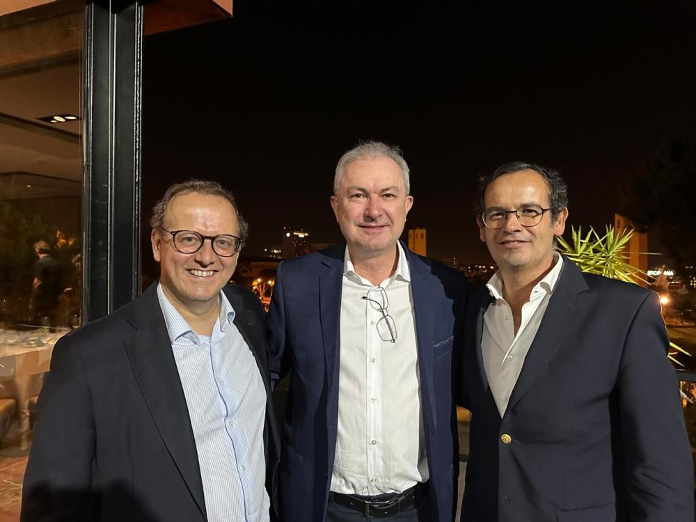 O professo Gonçalo Santos Andrade, Eloi Darci Podkova e o professor José Fonseca Pires. Fotos: Arquivo Pessoal