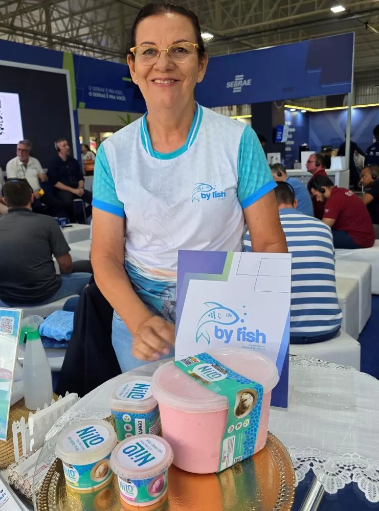 A pesquisadora Ana Maria da Silva, de Marechal Cândido Rondon, desenvolveu o sorvete com proteína de frango que está entre os finalistas do Prêmio Nacional de Inovação. (Foto: Adriano Oltramari)