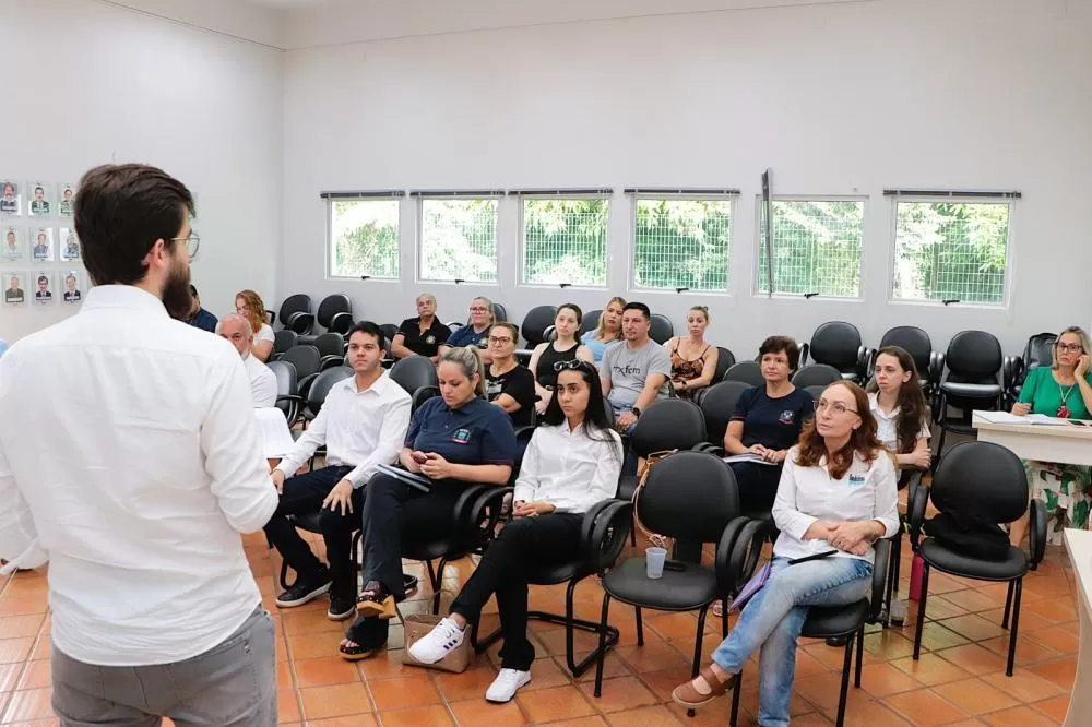 Projeto Prosa e Viola oferecerá aulas gratuitas de viola para crianças e adolescentes nos municípios lindeiros ao Lago de Itaipu. (Foto: Divulgação)