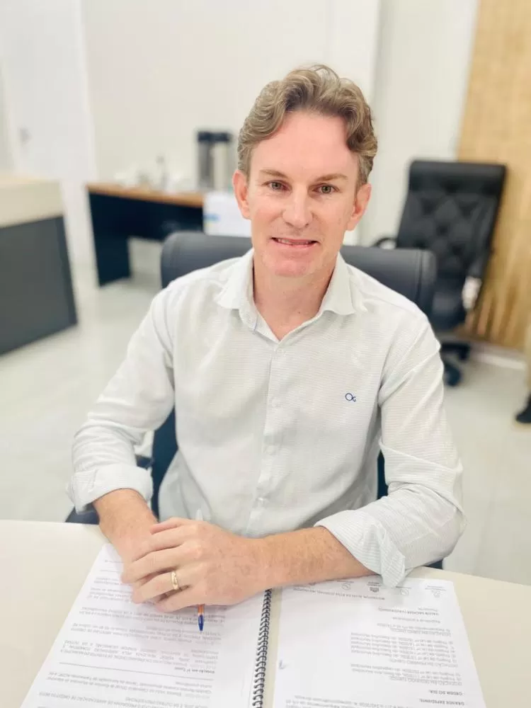 Rafael Heinrich apresentou requerimentos sobre obras da saúde e indicações de melhorias urbanas. (Foto: Cristiano Viteck)