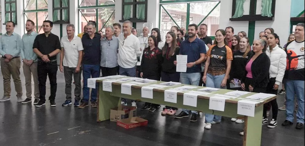 Entrega do Bolsa Atleta 2026 beneficia 83 atletas em Marechal Rondon. (Foto: João Livi)