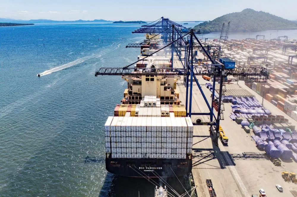 Produção e industrialização de carnes no Oeste do Paraná impulsionam exportações e fortalecem presença do Estado no mercado internacional. (Foto: Claudio Neves/Portos do Paraná)