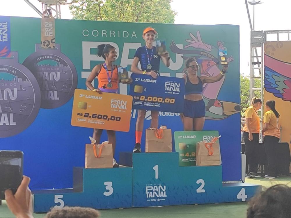 A rondonense Clarice Lang subiu no mais alto degrau do pódio. Foto: Arquivo Pessoal