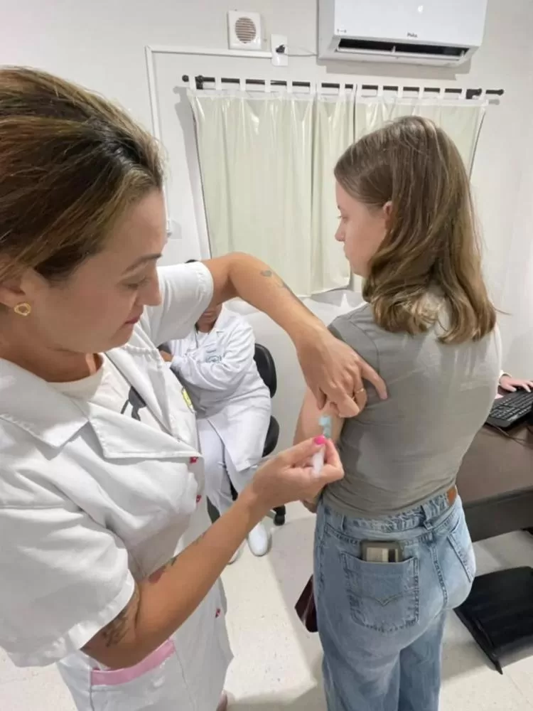 Dia D de vacinação mobiliza população e aplica 685 doses em Marechal Rondon