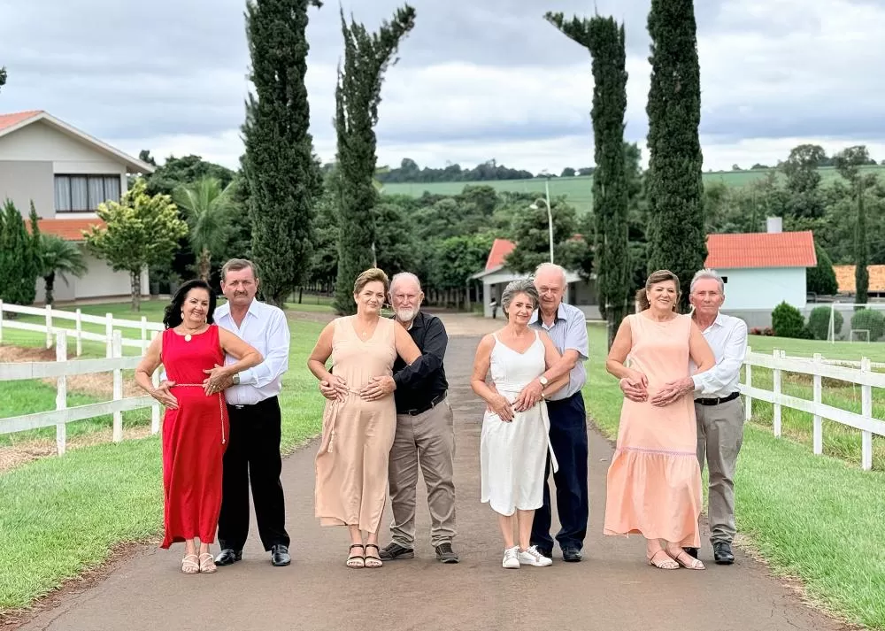 Neli e Silmar, Marlene e Irio, Delci e Décio, Nelci e Nelmo (Foto: Divulgação)