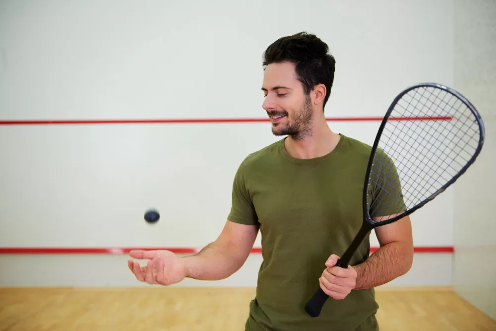 ARBAD realizará capacitação para professores sobre fundamentos e técnicas do badminton. (Foto: Magnific)