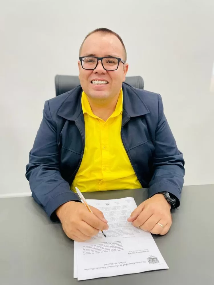 Vereador Gordinho do Suco solicitou estudos para alargamento da Rua Mem de Sá e melhorias em frente à agência do INSS (Foto: Cristiano Viteck)
