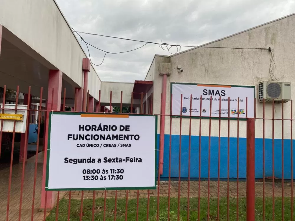 Palotina realiza melhorias em academias ao ar livre e reforça identificação de serviços sociais