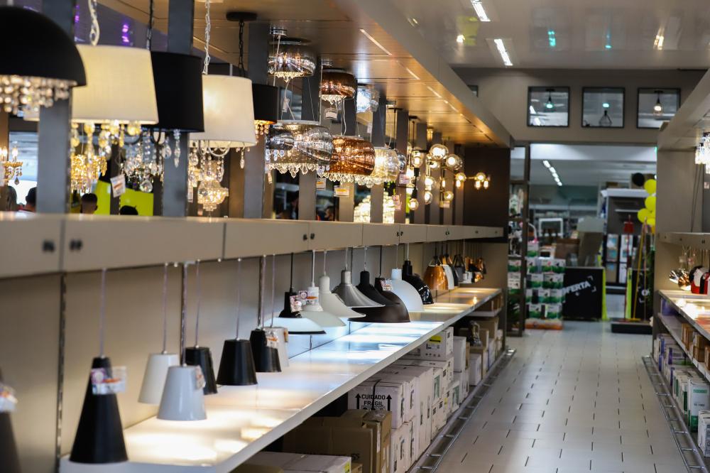 Pelo 9º mês consecutivo, tempo de abertura de empresa no Paraná fica abaixo de 10h. Foto: Geraldo Bubniak/AEN