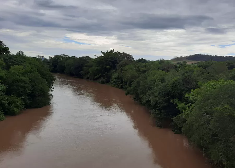 Pesquisa desenvolvida em parceria entre Embrapa e Unicamp apresenta método avançado para detectar contaminantes emergentes em amostras de água. (Foto: Divulgação)