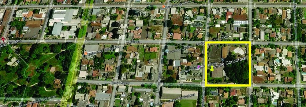 Sede do Clube Concórdia, localizada na Rua XV de Novembro, no Centro de Marechal Cândido Rondon, teve venda oficializada em assembleia. (Foto: Google Earth)