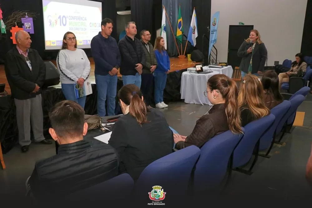 Pato Bragado realiza conferência sobre direitos de crianças e adolescentes