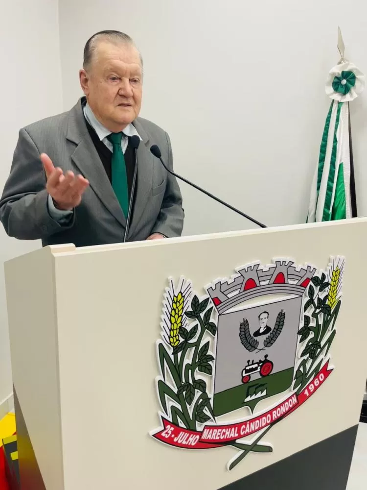 Tealmo Cassel recebeu o título de Cidadão Honorário durante sessão solene realizada pela Câmara de Vereadores de Marechal Cândido Rondon. (Foto: Cristiano Viteck)
