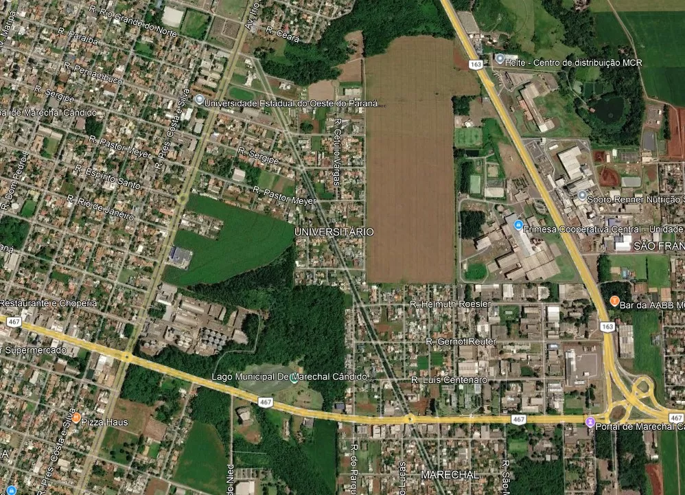 Vereadores sugeriram estudo para implantação de ciclovia no canteiro central da Avenida das Torres (Foto: Google Earth)