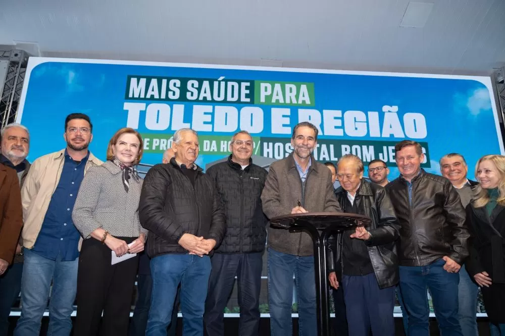 Anúncio do investimento da Itaipu para a construção do novo Hospital Bom Jesus, em Toledo, reuniu autoridades, representantes da Hoesp e lideranças regionais. (Foto: Divulgação/Itaipu)
