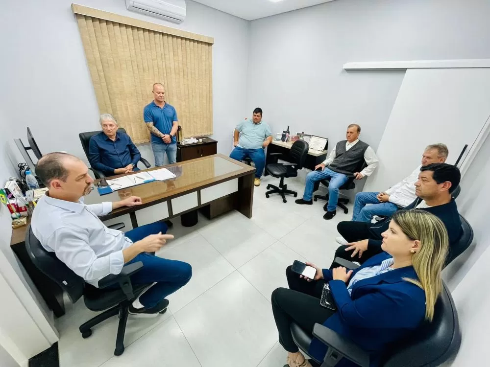 Ato em que Cristiano Metzner, o Suko, reassumiu cadeira na Câmara de Vereadores de Marechal Cândido Rondon nesta quarta-feira. (Foto: Divulgação)